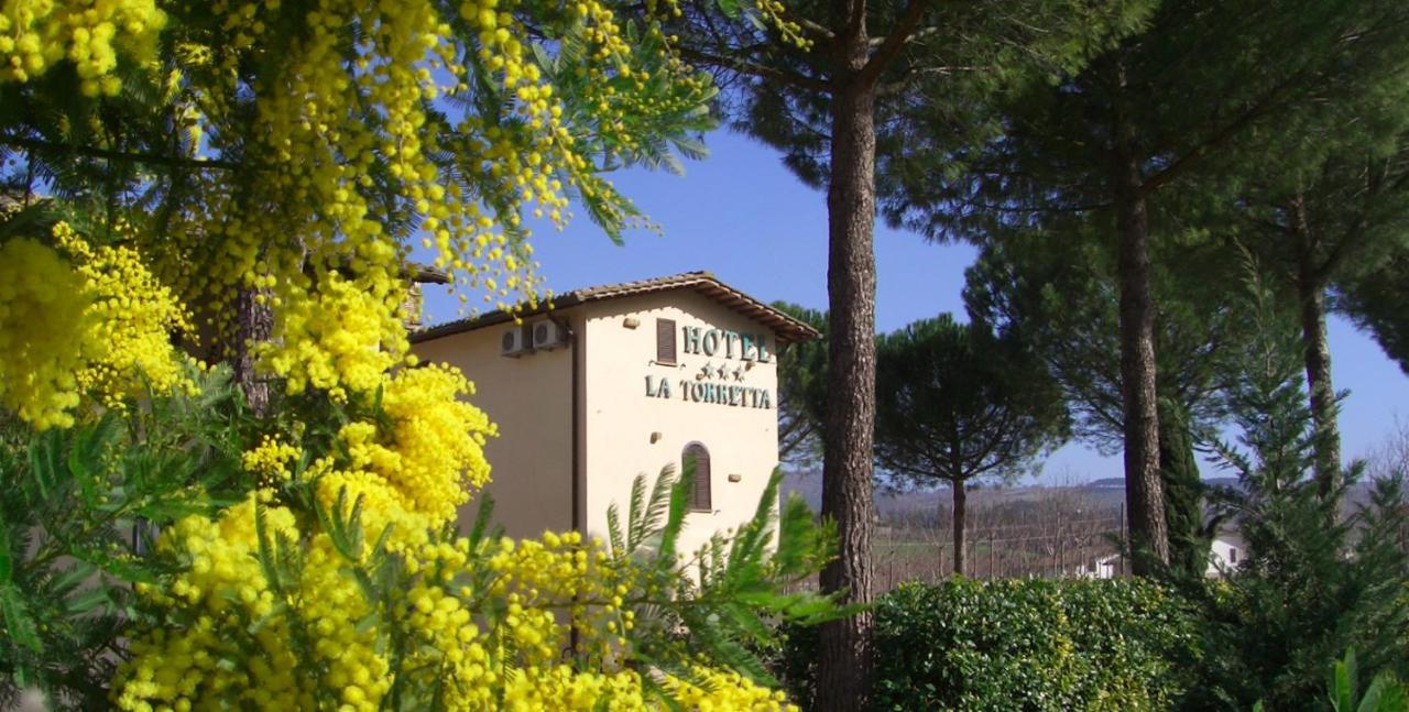 אסיסי Hotel La Torretta מראה חיצוני תמונה