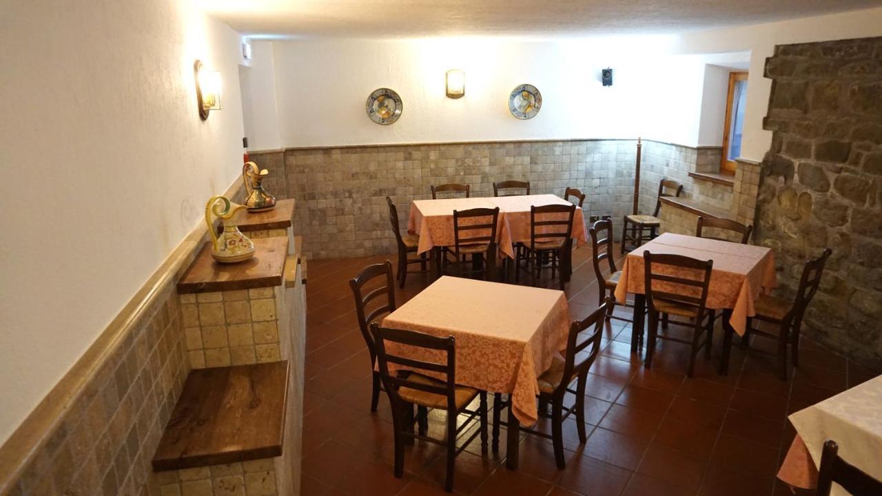 אסיסי Hotel La Torretta מראה חיצוני תמונה