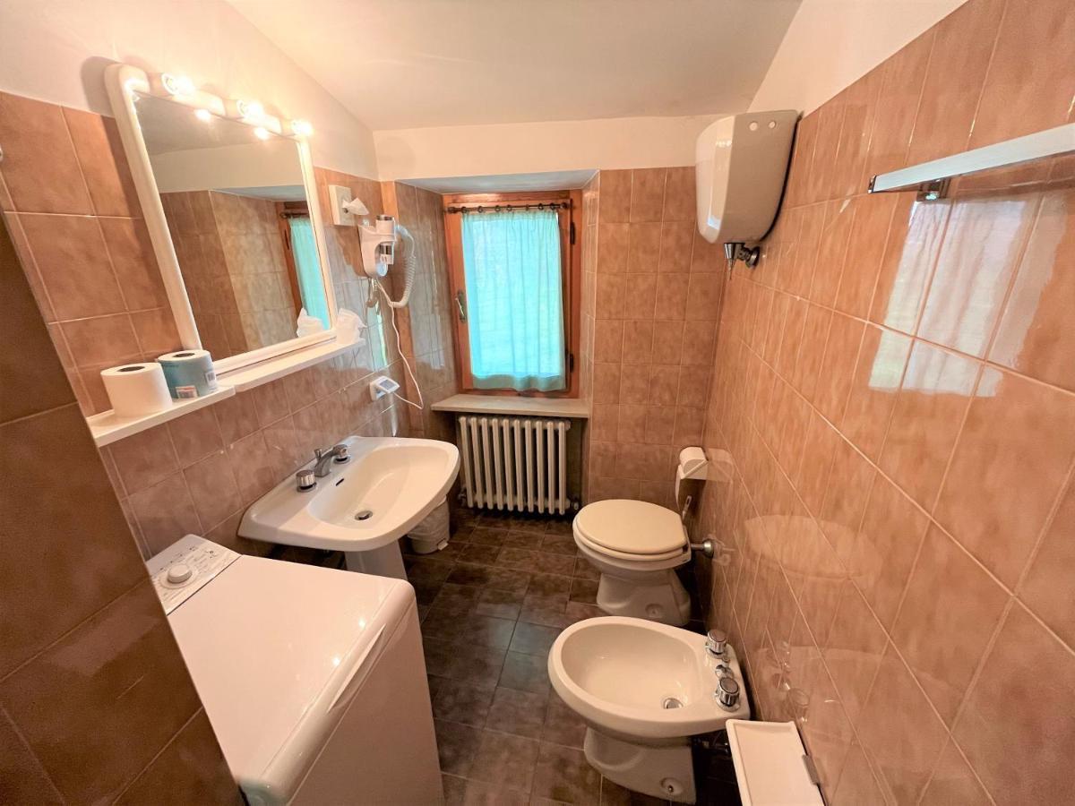 אסיסי Hotel La Torretta מראה חיצוני תמונה