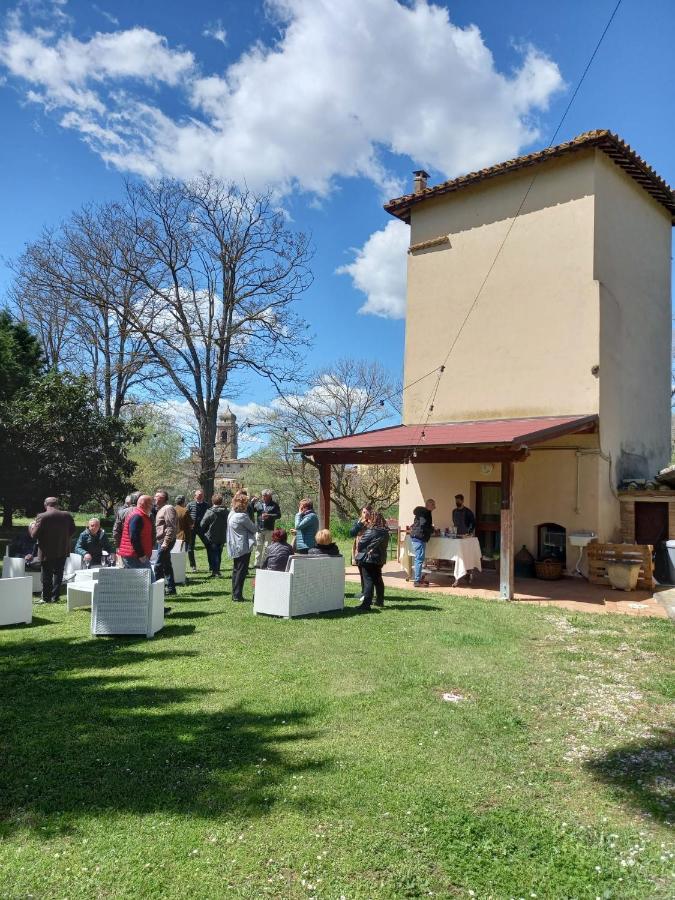 אסיסי Hotel La Torretta מראה חיצוני תמונה